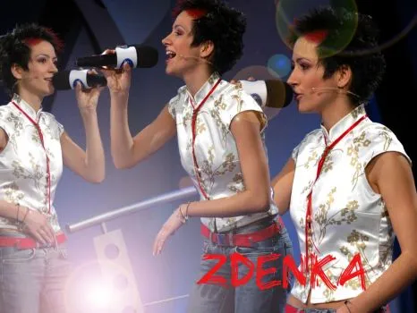 Zdenka Predná - normal_Zwalpaper.jpg