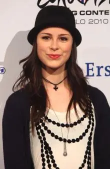 Lena Meyer-landrut - 550w_starsnaps_lena_meyer_landrut.jpg
