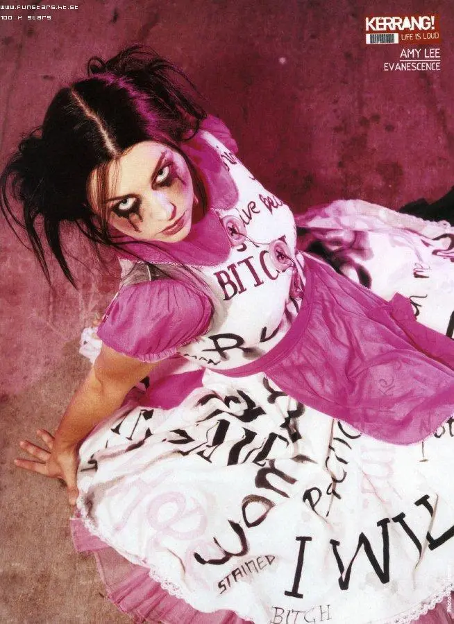 Amy Lee - amylee22.jpg