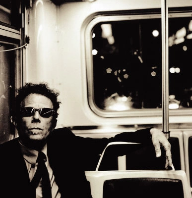 Tom Waits - w28.jpg