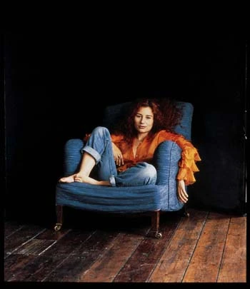 Tori Amos - 84765WW_350px.jpg