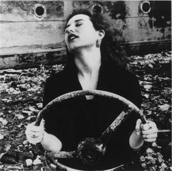 Tori Amos - LEpromo2_350px.jpg