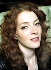 Melissa Auf Der Maur - Melissa-Auf-der-article.jpg