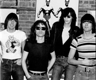 Ramones - p53.jpg