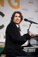 Josh Groban - jg54.jpg