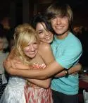 High School Musical 2 - f_114338911_34ec0467f56c8741f15407bf29389c7e.jpg