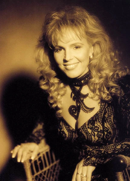 Marcela Holanová - holanova_partcz.jpg