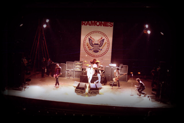 Ramones - File056.jpg
