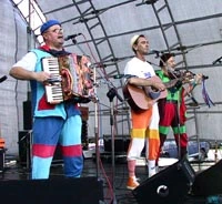 Tretia séria Legiend popu štartuje dnes so skupinou Lojzo