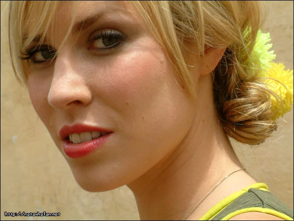 Natasha Bedingfield - nnnnnnnnnata.jpg