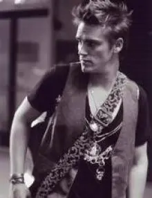 Riley Smith - l_4c753c1c52ee9a773d8171305c89d8b6.jpg