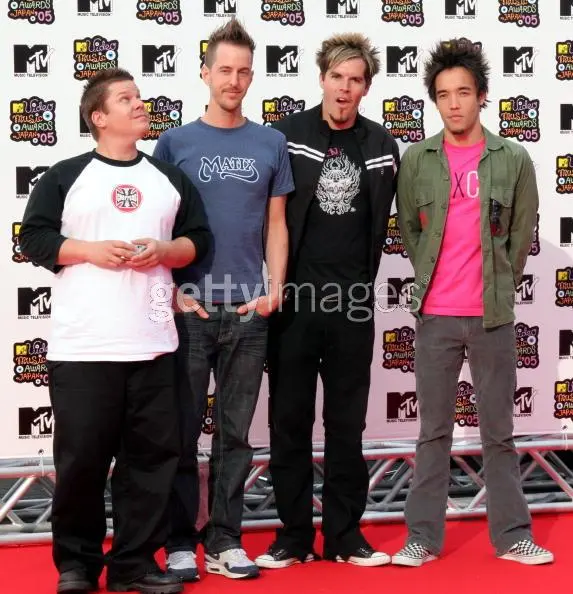 Hoobastank - 52997398.jpg