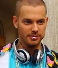 M Pokora - l_9c71ca378d1e4791ad5812b40f535cf8.jpg