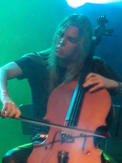 Apocalyptica - 20030127105057_554.jpg