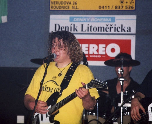 Vynález Zkázy - 010601_sklub_02.jpg