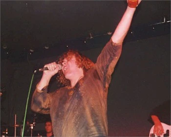 Vynález Zkázy - 181100_sklub_02.jpg