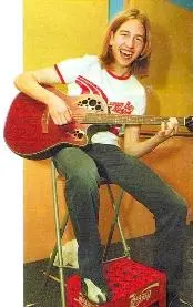 Samuel Tomeček - samo_s_gitarou.jpg