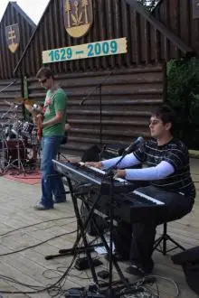 Kéfas - 5290_119406324381_95297259381_2175153_2852189_n.jpg