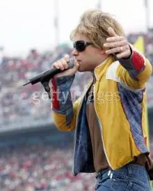 Bon Jovi - f_50260005_88585e3d10b237825819f2d38ae40606.jpg