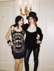 The Veronicas - the-veronicas1.JPG