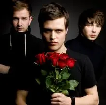 White Lies - 01.jpg