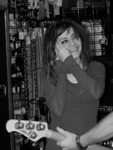 Flyleaf - normal_newcom1.jpg