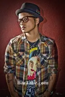 Bruno Mars po štvrtý raz na čele singlového rebríčka