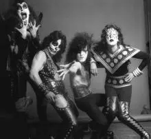 Kiss