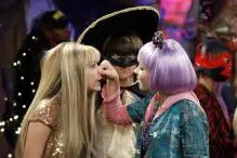 Hannah Montana - emilyosment-dot-org_hannahmontana-season1stills-014.jpg