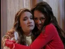 Hannah Montana - Miley-Lilly-pics-miley-and-lily-9841701-533-400.jpg