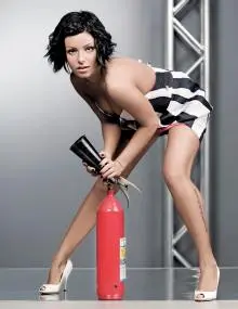 Julia Volkova - 49161647gs0.jpg