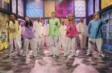 Sterling Knight - k,NzIxNDAzNzIsNDgyMTYwODI=,f,Sonny-With-a-Chance-2x01-Walk-A-Mile-In-My-Pants-Stills-sonny-with-a-chance-10561262-640-4.jpg