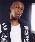 Musel pre nadávky opustiť lietadlo