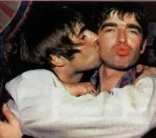 Noel Gallagher - 239406_25719_106970692678172_100000957244444_43826_8382310_n.jpg