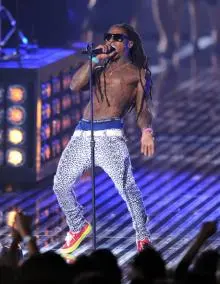 Lil Wayne - 2011+MTV+Video+Music+Awards+Show+z6y4-wGZAeCl.jpg