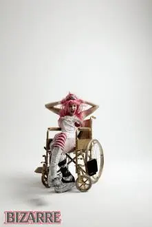 Emilie Autumn - Emilie+Autumn+bizarre_magazine_28729_12.jpg