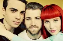 Paramore - 1ee75e924365efbb605bef5d62e1cf61.jpg