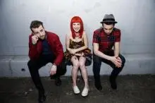 Paramore - dca608c2ad71f741cd6fab2e6ce66459.jpg