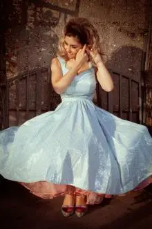 Marina And The Diamonds - 481365_425919187441603_2000017182_n.jpg