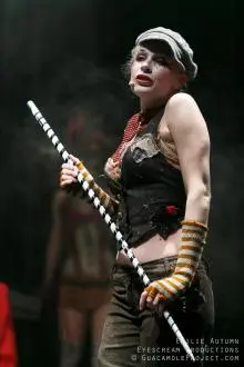 Emilie Autumn - 154459_10151356385656412_1107229655_n.jpg