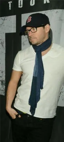 Donnie Wahlberg - 25833738_4_hngtcj5.jpg