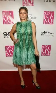 Blu Cantrell - 944+Magazine+Presents+2+B+Free+Fall+2007+Collection+LhBIsOL4Yk-l.jpg