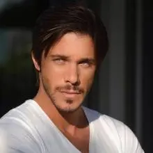 Nikos Oikonomopoulos - nikos1.jpg