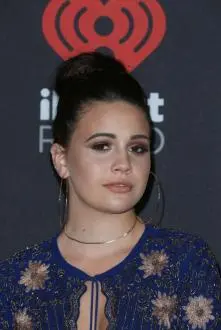 Bea Miller - beatrice-bea-miller-2016-iheartradio-music-festiva-in-las-vegas-9-24-2016-2.jpg