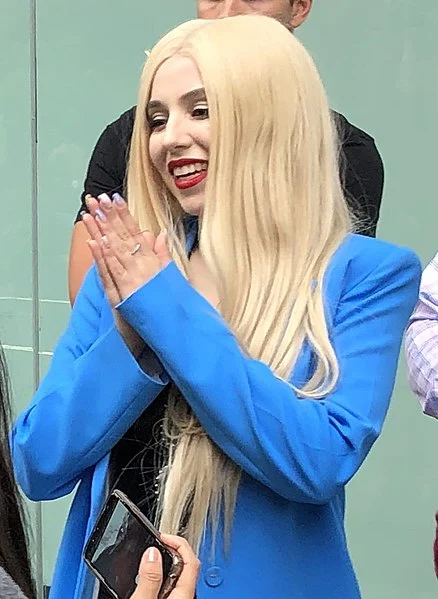 Ava Max - ava2.jpg