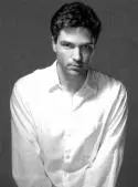 Richard Marx - rmwhite.jpg