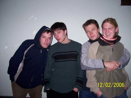 Can Illusion Bees - b553893325.jpg