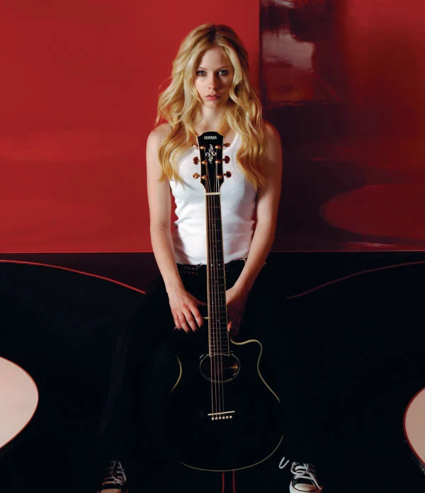 Avril Lavigne - 02.jpg