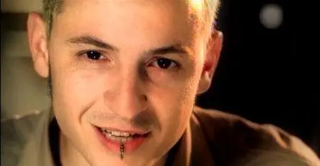 Chester Bennigton - dddd.jpg