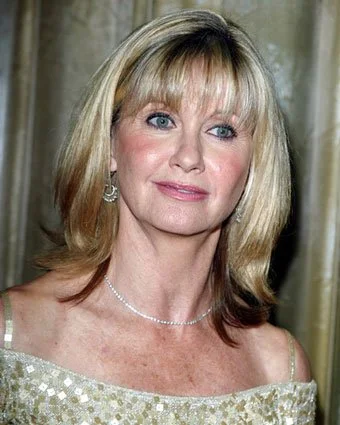 Newton John Olivia - Olivia-Newton-John-Photograph-C12146322.jpg